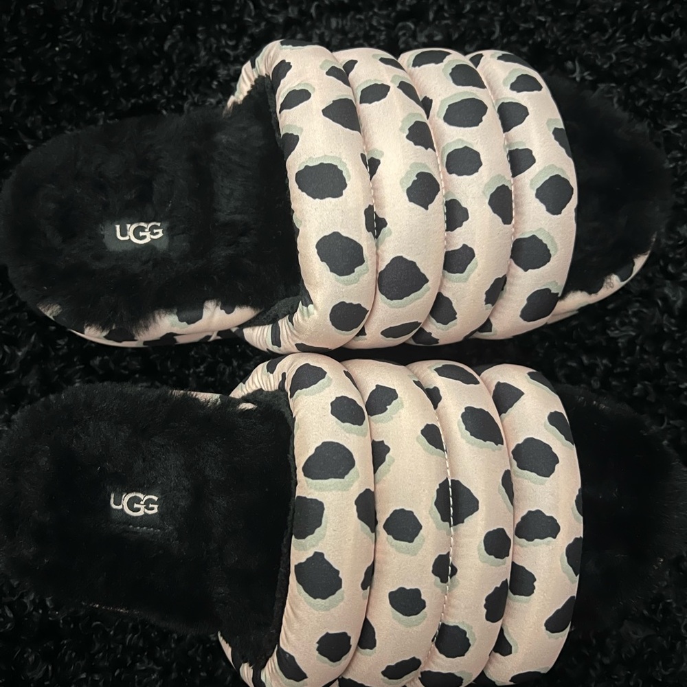 UGG Women's Black and Cream Patterned Slippers